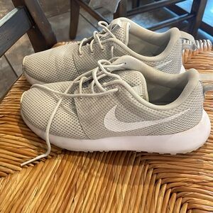 Nike Junior Roshe 2 G golf shoes